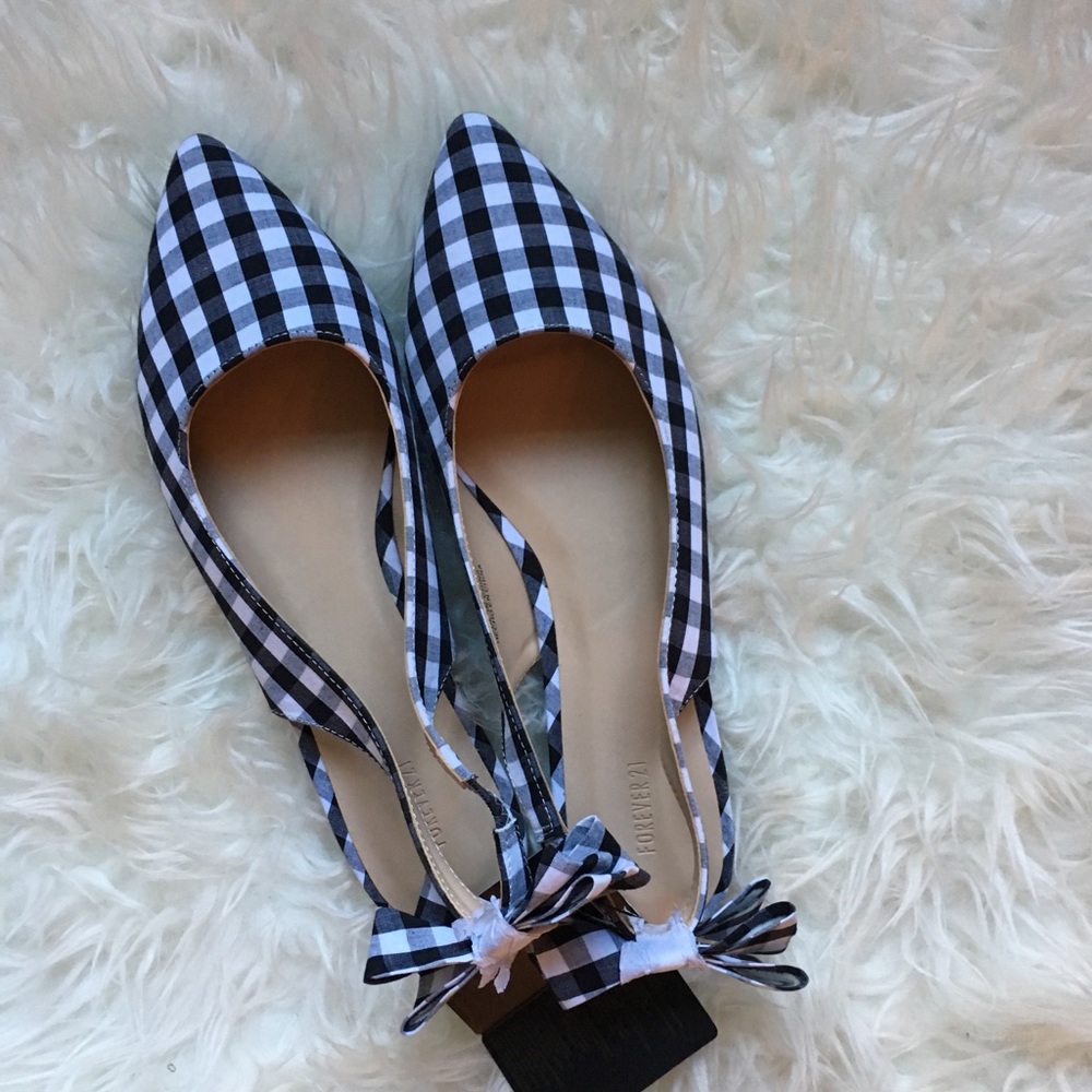 Shoes - Picture 4 of 5